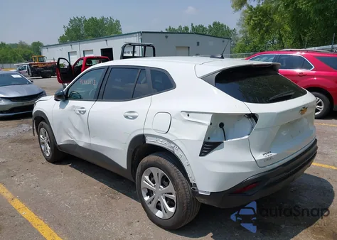 2025 Chevrolet Trax Fwd Ls z USA, uszkodzony, nr VIN KL77LFEP5SC035405